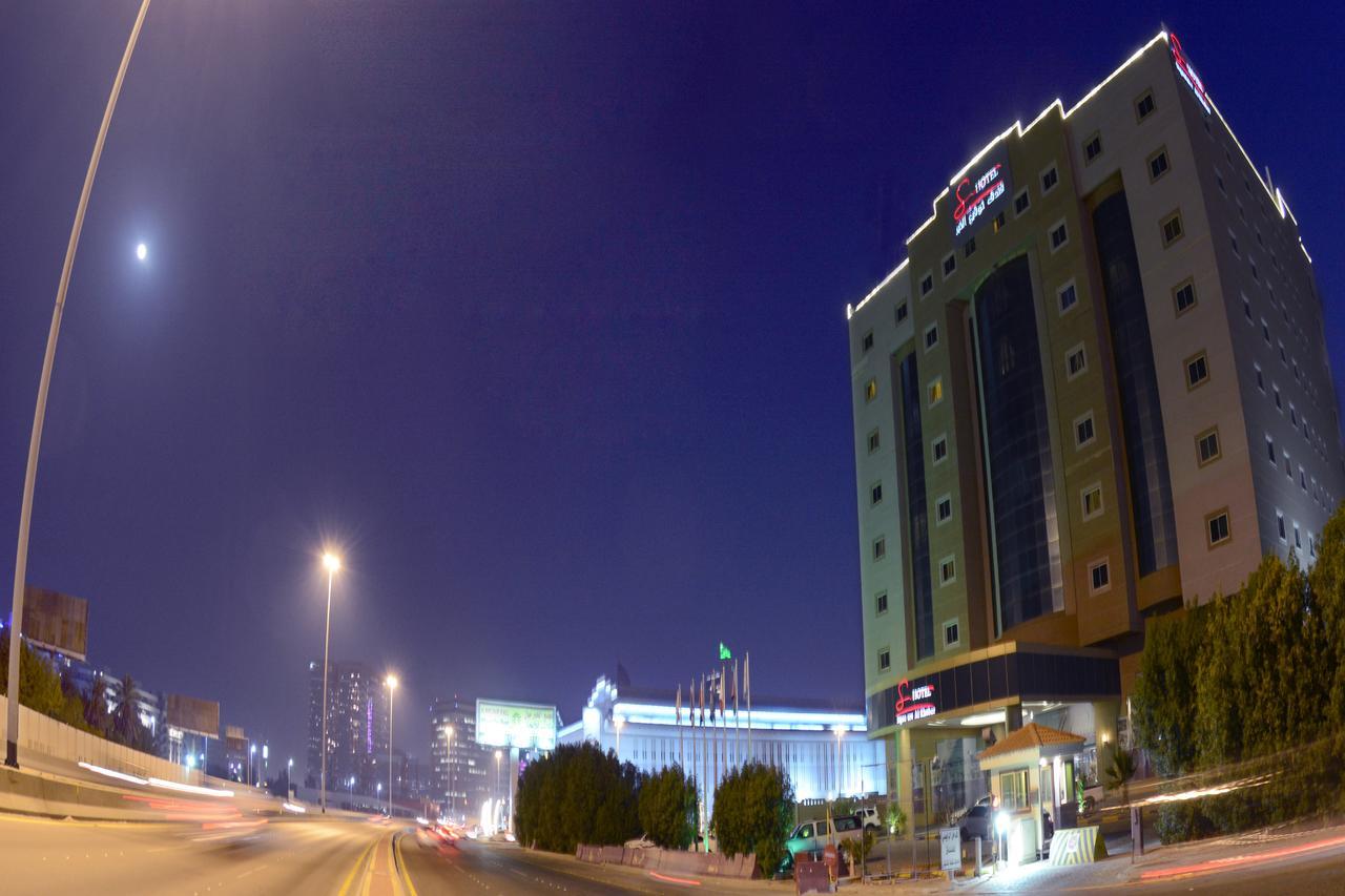 Signature Al Khobar Hotel Bagian luar foto